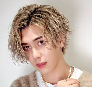 カラー メンズ QOL 立川所属・トレンドパーマ‼️ NAOKI💥のヘアスタイル