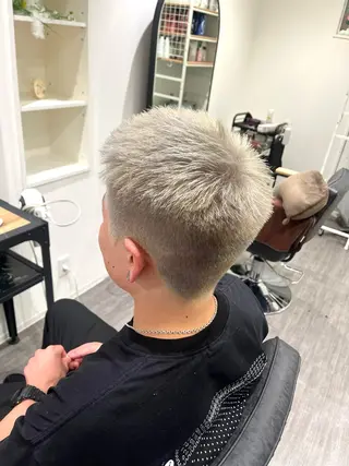 ショート カラー cocotte🫧 絹村 琴美のヘアスタイル