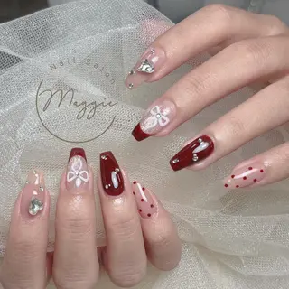 ネイル Maggie Nail🦩のネイルデザイン