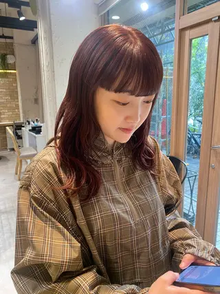 セミロング 🌸cocomi🌸 透明感カラー🩶パリのヘアスタイル