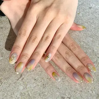 ネイル esby Loely MIZUKIのネイルデザイン