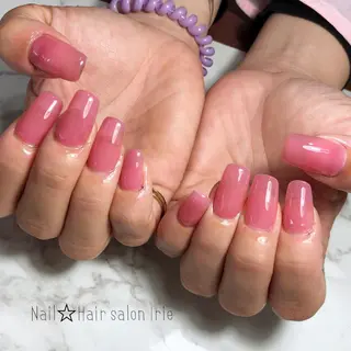 ネイル Hair salon Irie所属・與儀 知佳のネイルデザイン