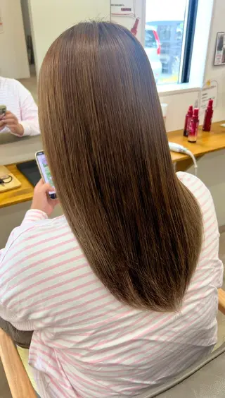 ロング カラー 山下 稚葉 艶髪/透明感カラーのヘアスタイル