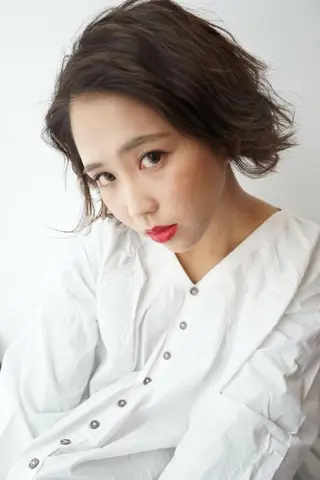 ショート ヘアアレンジ EMANON名古屋所属・美谷添（ミヤゾエ） まどか大人ヘアサロンのヘアスタイル