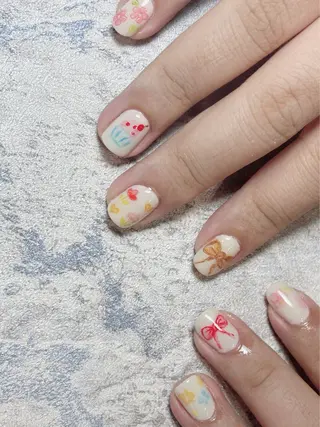 ネイル Su. Naillandのネイルデザイン