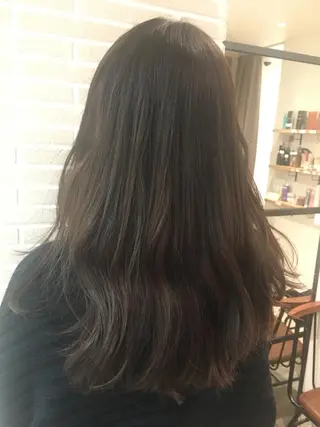 ロング カラー パーマ ウルフカット／吉村 桃子のヘアスタイル