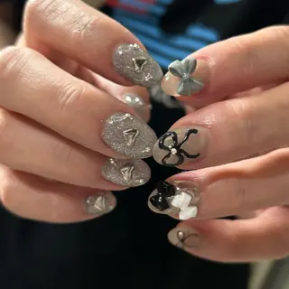 ネイル ayumi / Manonのネイルデザイン