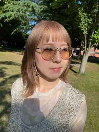 ミディアム ボブ/レイヤー/ ショートcovo代表のヘアスタイル