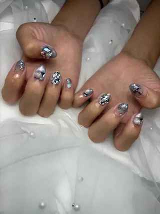 ネイル 🩷momo nail🩷のネイルデザイン