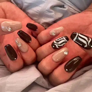 ネイル Allma Nailのネイルデザイン