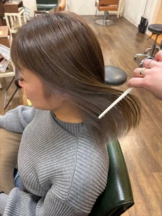 セミロング カラー 元山 ショート艶カラー🍀のヘアスタイル