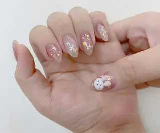 ネイル T. Leeのネイルデザイン