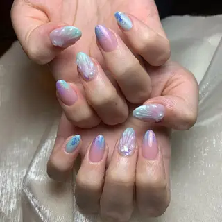 ネイル repos~ルポ~所属・里見 麗のネイルデザイン