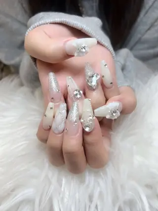 ネイル ANH NAIL ゴテゴテ専門店💎のネイルデザイン