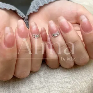 ネイル Alma by kittys 谷保店所属・Alma chitoseのネイルデザイン