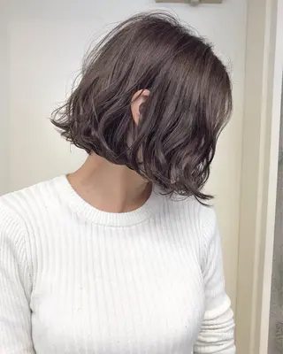 ミディアム カラー パーマ 森山 陽菜のヘアスタイル