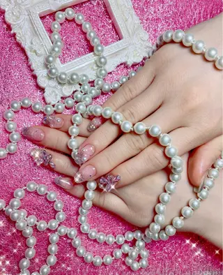 ネイル なお 🐝のネイルデザイン