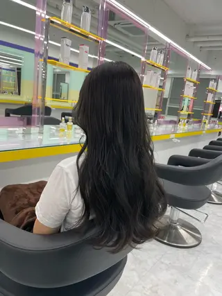 ロング カラー ヘアアレンジ ☁️縮毛矯正✖️ 透明感☁️りくのヘアスタイル