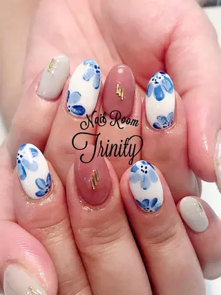 ネイル Trinity staffのネイルデザイン