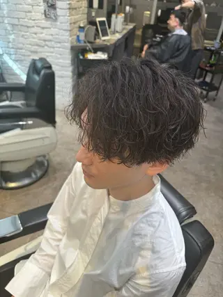 ロング メンズ QUONHEAL谷町店所属・スガワラ レオのヘアスタイル