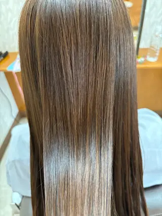 ロング カラー 亀山 来未のヘアスタイル