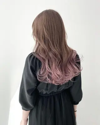 ロング Monan 新宿所属・ケイジ✨透明感 /艶カラー✨のヘアスタイル