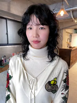 ミディアム パーマ パーマ/レイヤー 岩山丈一郎のヘアスタイル