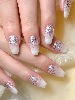 ネイル グロー ネイルのネイルデザイン