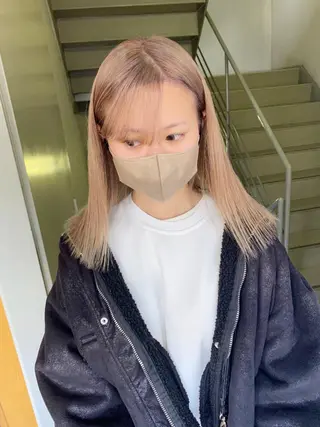 ミディアム カラー パーマ ヘアアレンジ 髪と音処　マトぺ所属・デザインカラー/ボブ ブリーチカラー/ユリのヘアスタイル