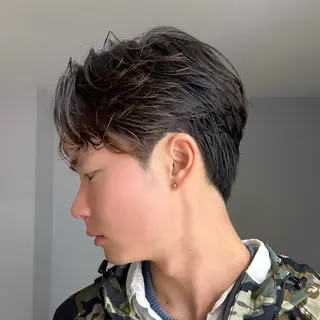 パーマ メンズ GO TODAY シェアサロン原宿 Verno所属・センターパート特化/ メンズカット/ヒロキのヘアスタイル