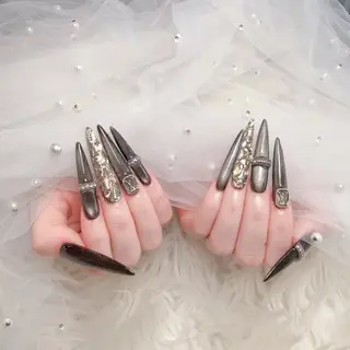 ネイル ENSalon 愛佳のネイルデザイン