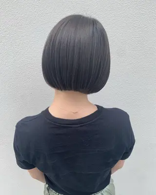 ミディアム ブリーチ/ウルフ ハッシュカット/石山のヘアスタイル
