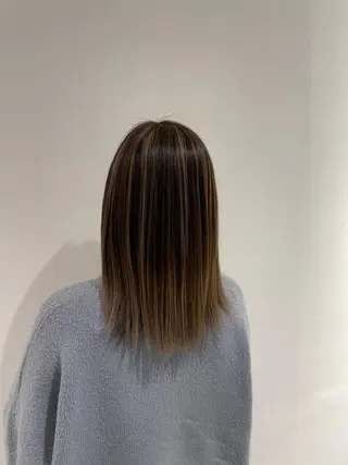 ミディアム カラー LiEn hair's BEAU group所属・松下 茉紀👱🏻‍♀️のヘアスタイル