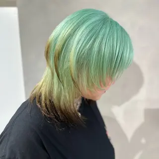 カラー デザインカラー/パー マ🦖外岡咲希🦖のヘアスタイル