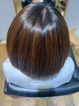 ショート カラー 杉田 優月のヘアスタイル