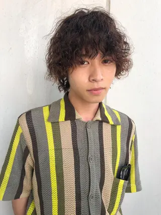 ミディアム カラー パーマ メンズ Loom.所属・村上雅人 ナチュラルモードのヘアスタイル
