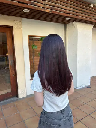 ロング カラー putri 川邉 優花のヘアスタイル