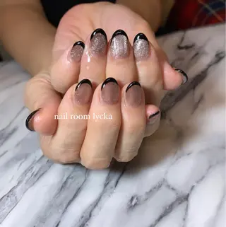 ネイル ﾈｲﾙﾙｰﾑﾘｯｶ 𝐦𝐚𝐲𝐮のネイルデザイン