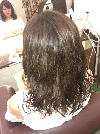 セミロング カラー パーマ Lagom なかだのヘアスタイル