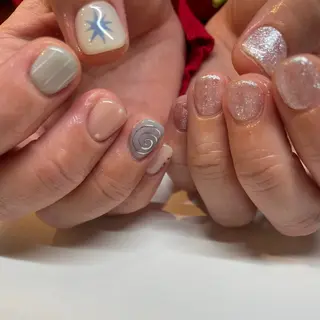 ネイル Manon Yuiのネイルデザイン