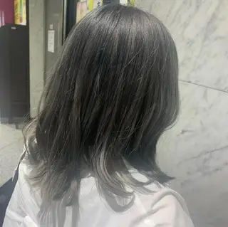 カラー オリーブ/ ナカミネアキナのヘアスタイル