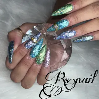 ネイル 加藤 麗華のネイルデザイン