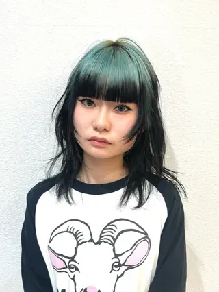 セミロング カラー ハイトーン/レイヤー /ウルフ⭐️永田⭐️のヘアスタイル