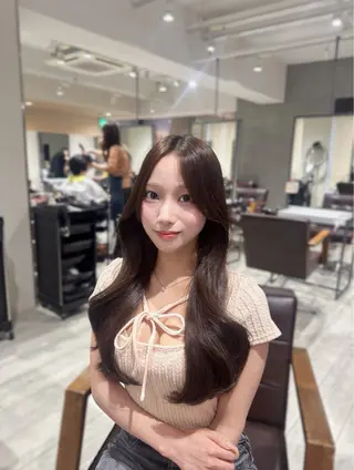 ロング 村上 万愛のヘアスタイル