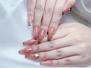 ネイル M🌷nail 長さだし専門店のネイルデザイン