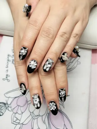 ネイル Ui_Amor (パラジェル)のネイルデザイン