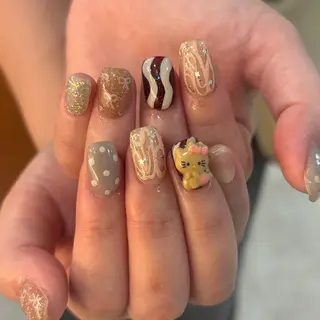 ネイル 栗田 ゆう子のネイルデザイン