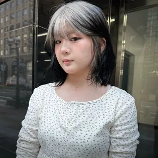 ミディアム カラー mellow所属・顔周りデザイン/ ハイトーン/多田悠馬のヘアスタイル