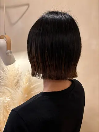 ミディアム シンバヒナノ/パーマ レイヤーカット/ボブのヘアスタイル