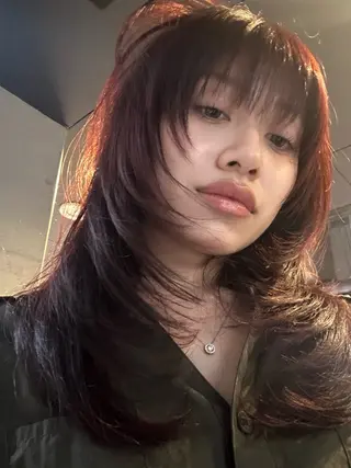 ロング カラー だいち/ブリーチ/ レイヤーカットのヘアスタイル